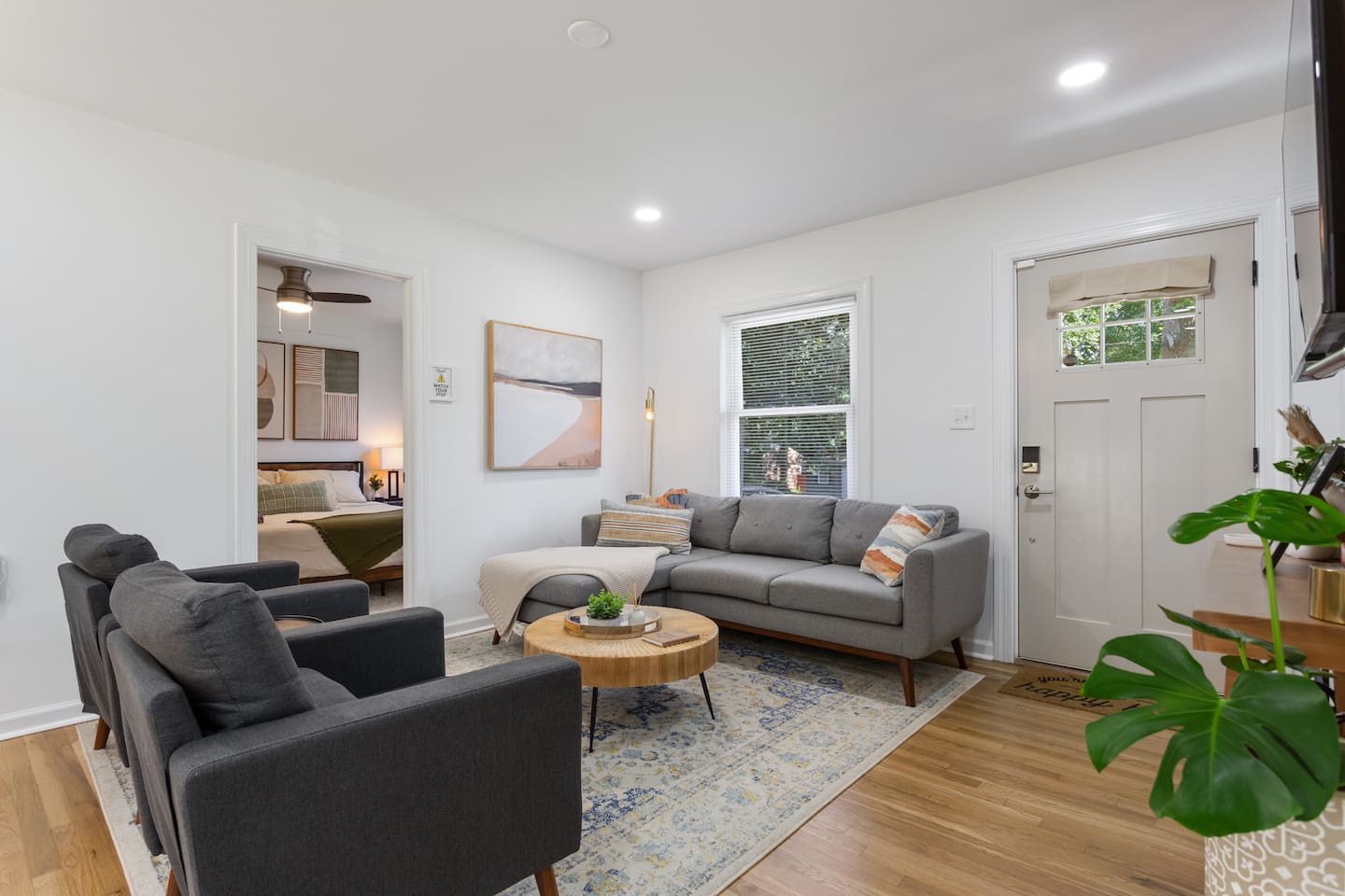 Pet Friendly Flexible Stay with Workspace