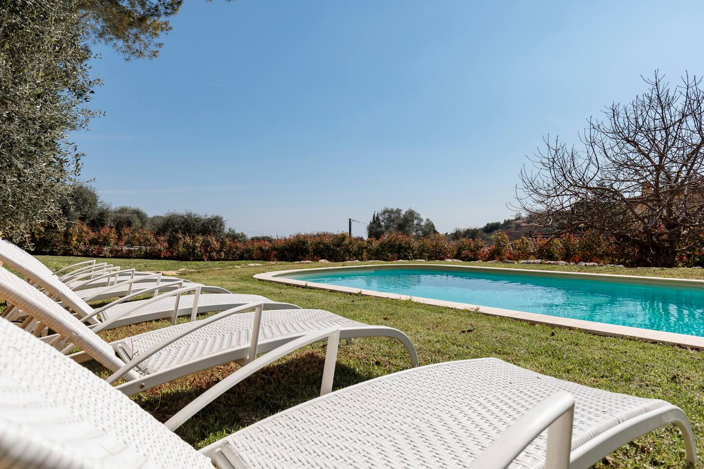 Stunning Villa 190m² with Pool - Le Rouret · 7