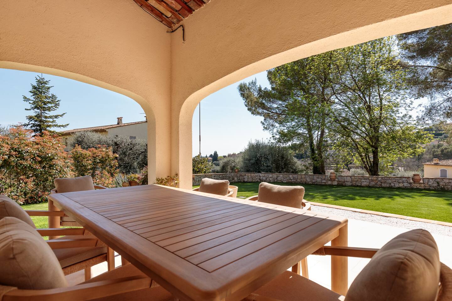 Stunning Villa 190m² with Pool - Le Rouret · 12