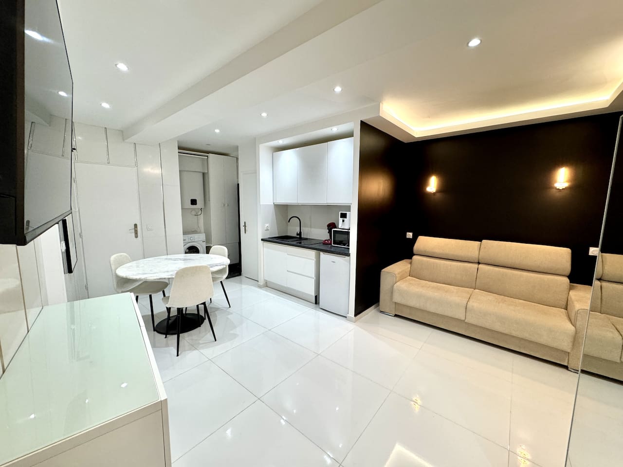 Apartment 5 min walk from Palais des Festivals · 4
