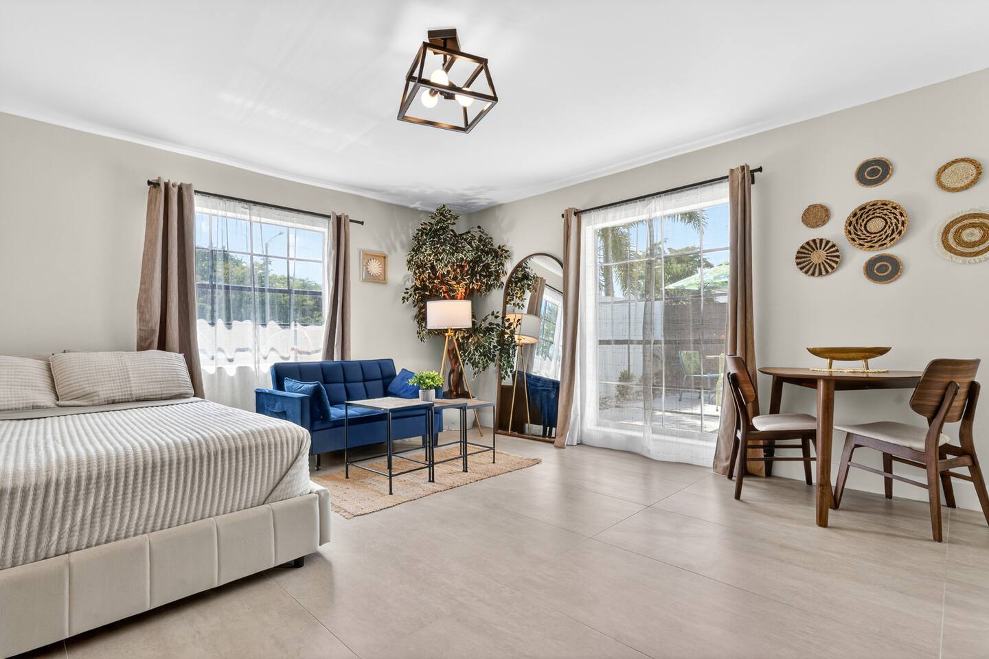 Studio in Fort Laud. Near Beach/Downtown+ Parking
