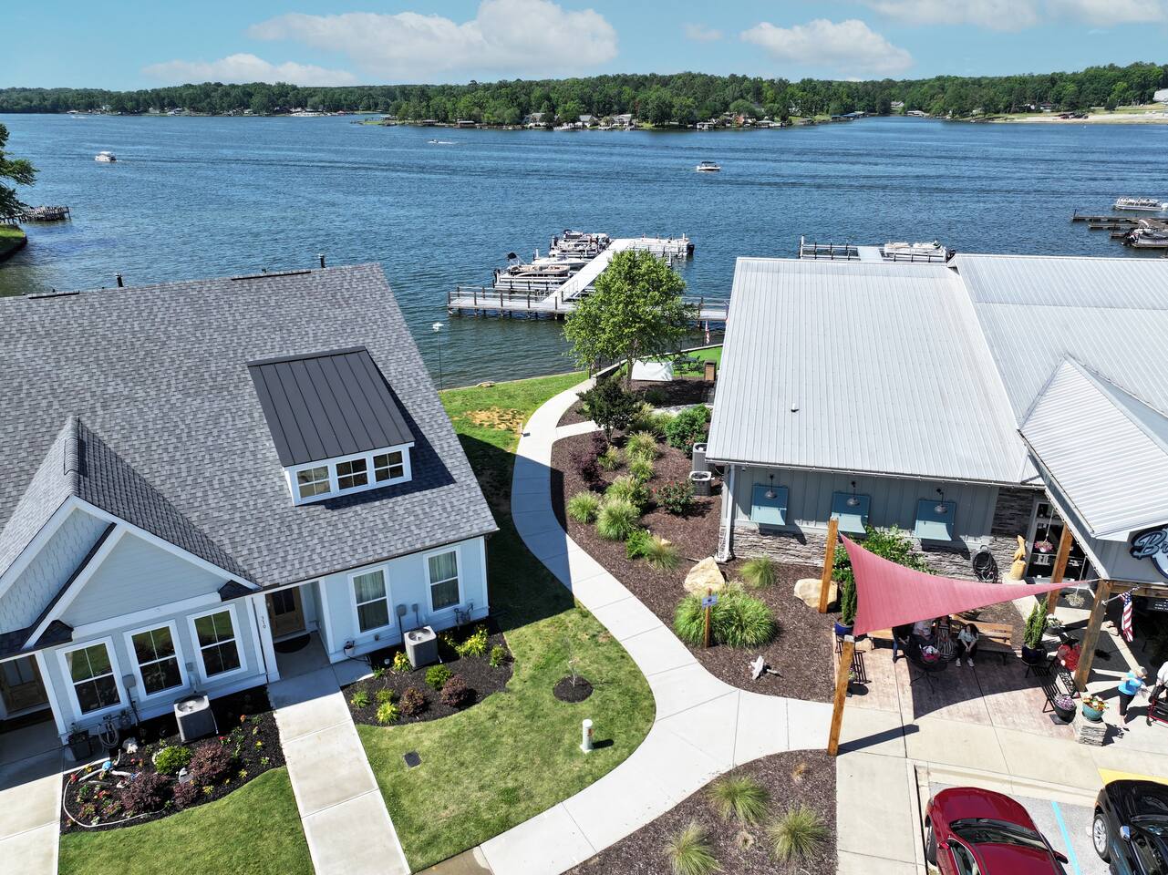 Luxury Lakeside Therapy, Sleeps 12