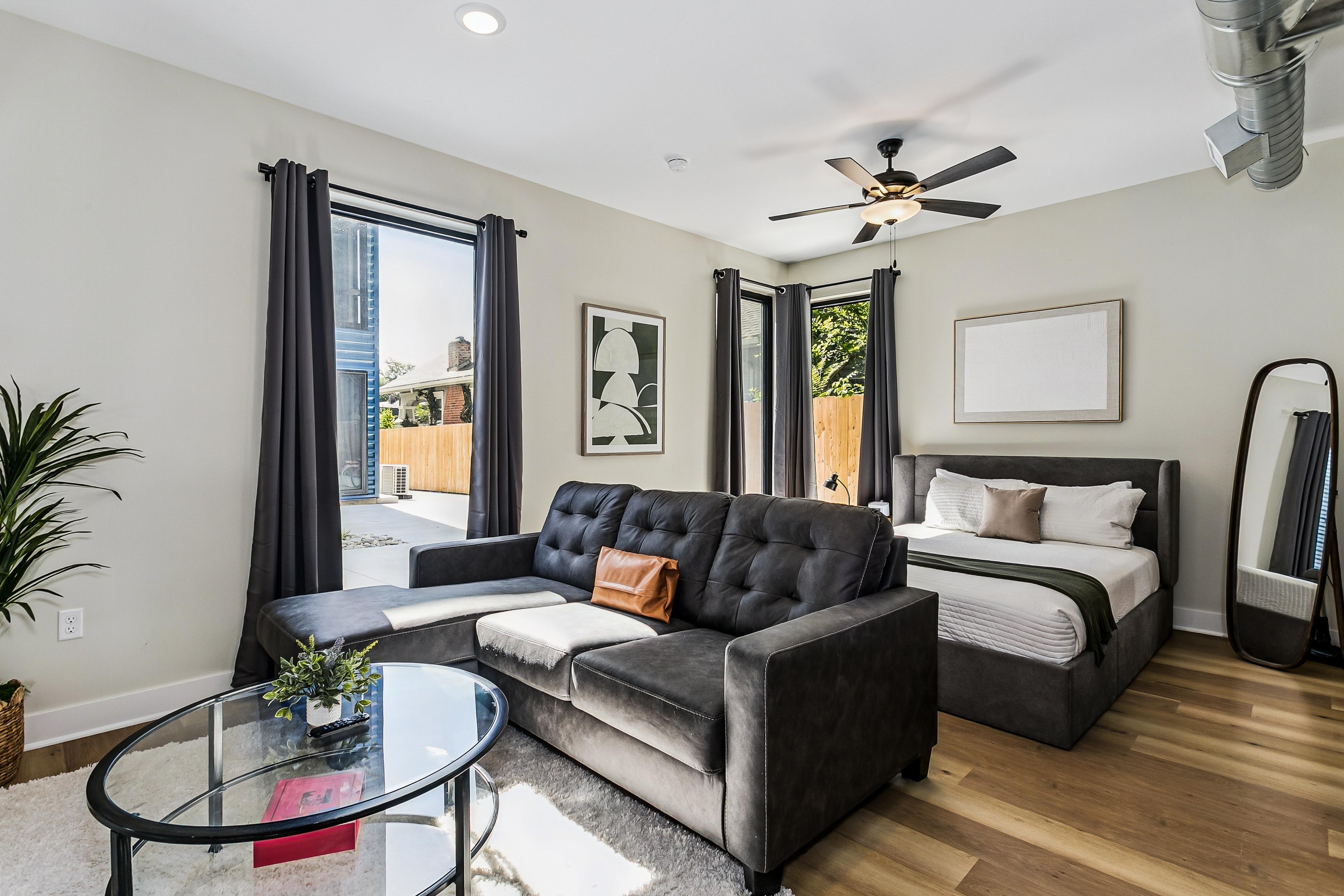 Hyde Park Flats | Luxury Studio Near Downtown ICT!