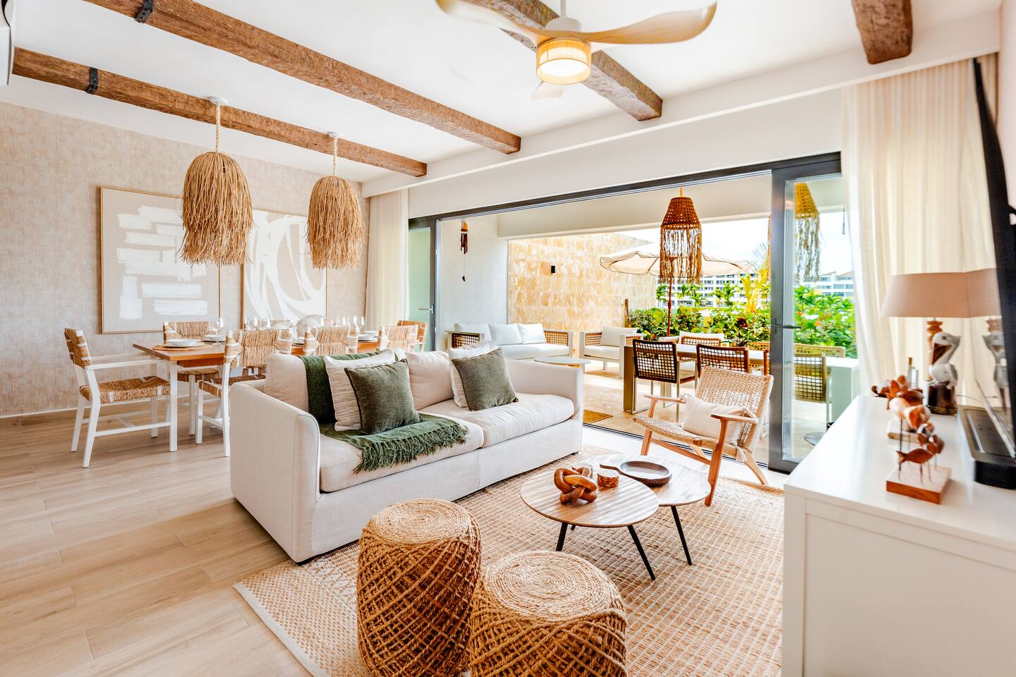Luxury 3BR DT Punta Cana | Lagoon + Jacuzzi