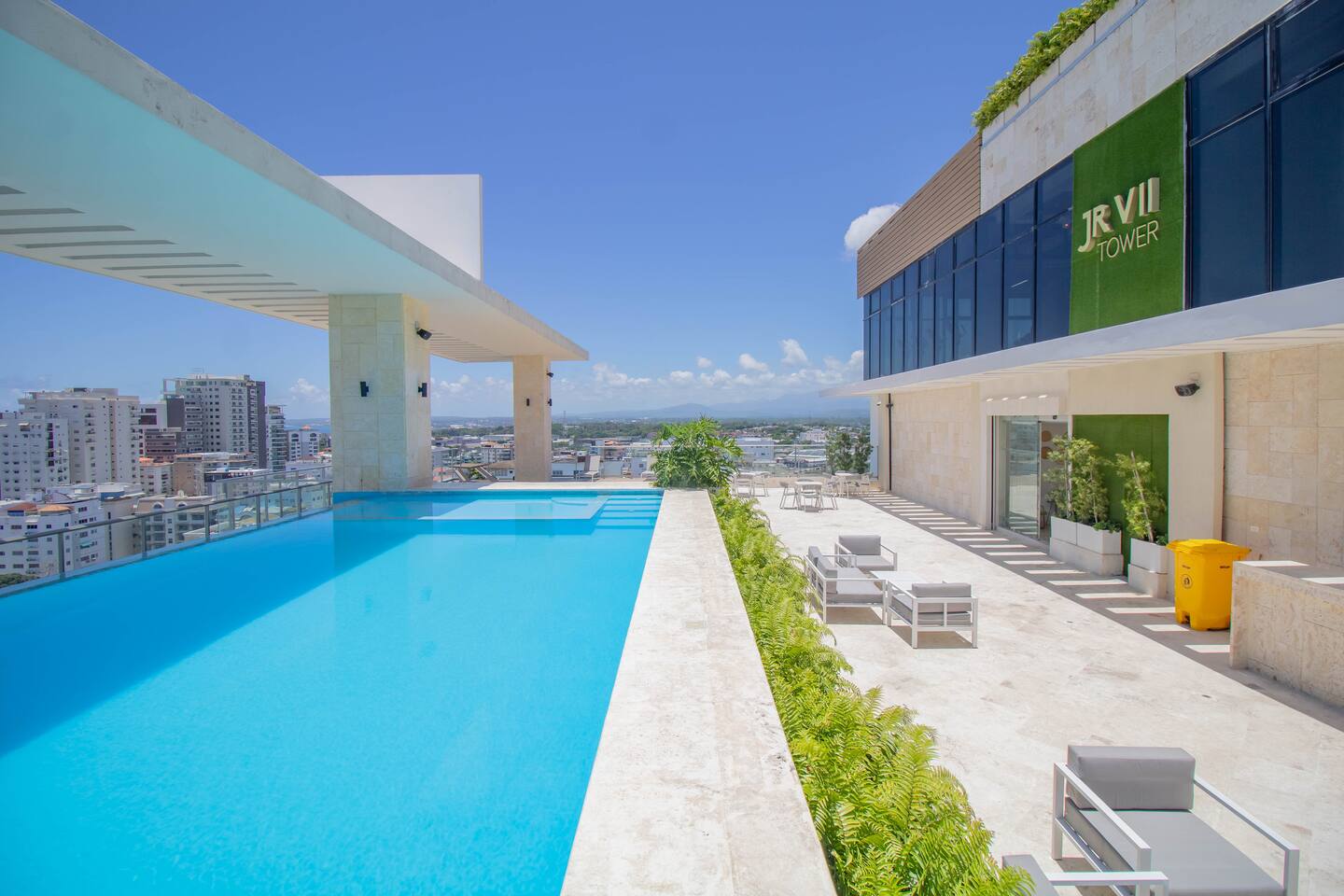 Kingbed | Saunas & Pool @SafestArea in SD | LUXE
