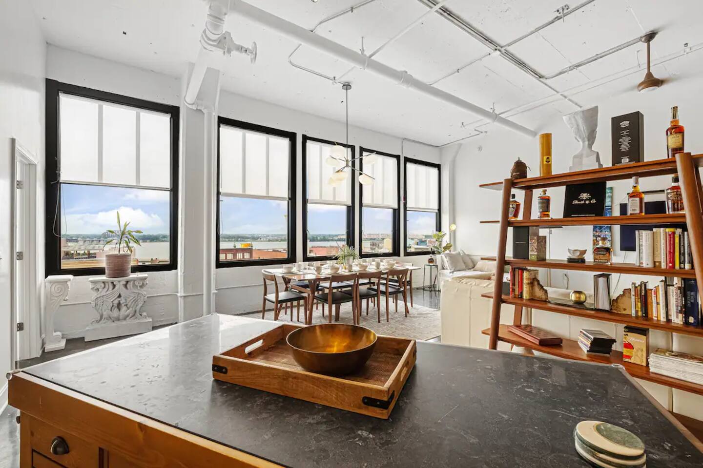Bourbon Trail Penthouse