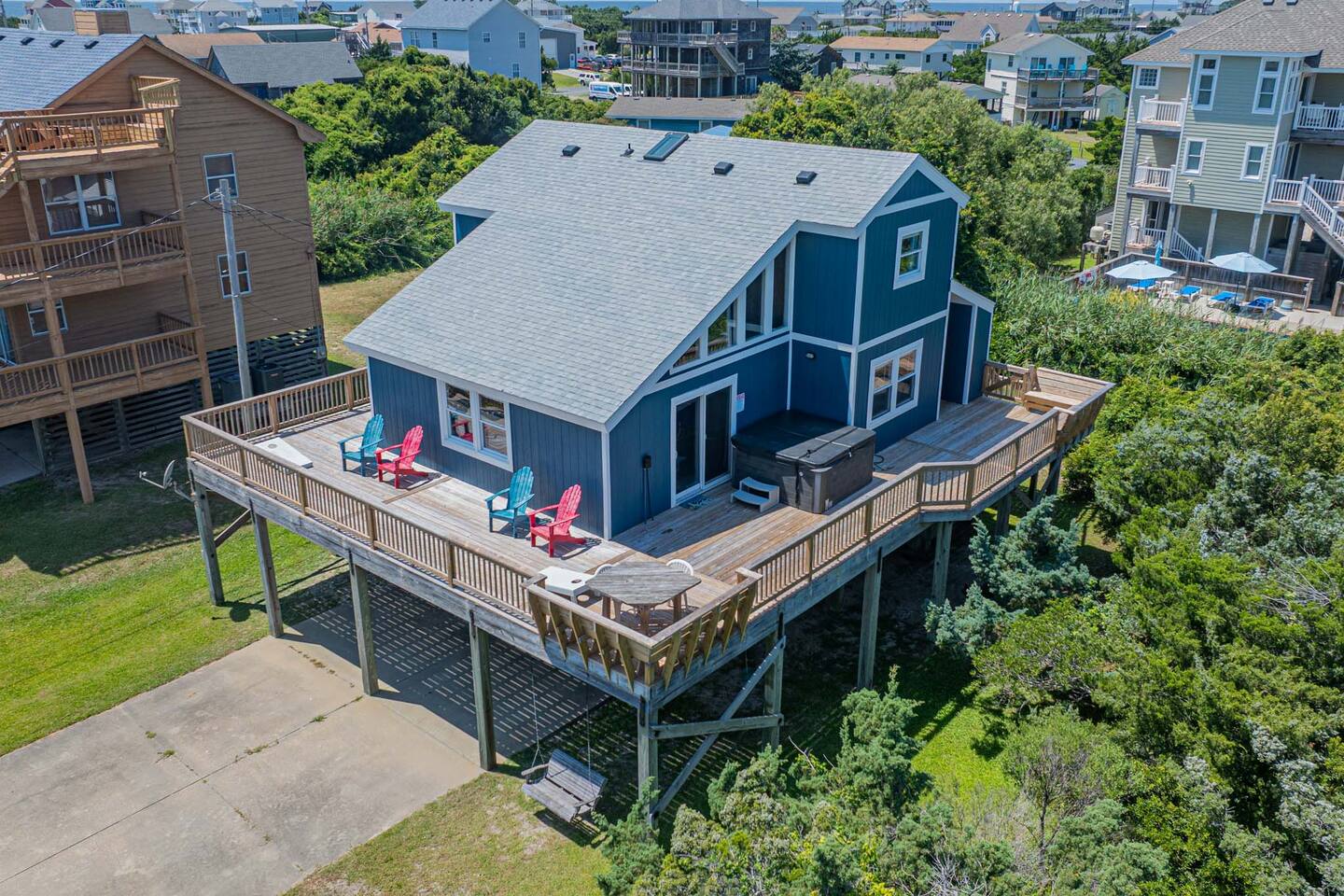 Charming 3BR Cottage w/ Hot Tub: 5-Min Ocean Walk