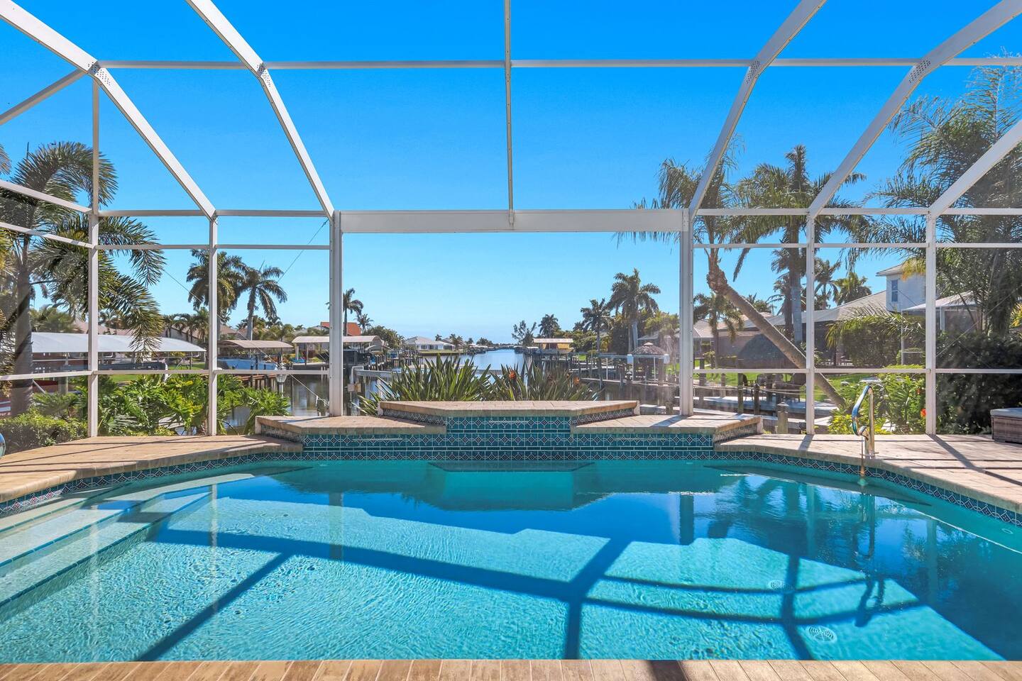Luxury Gulf Access SW Cape Coral 3BR Dog Friendly