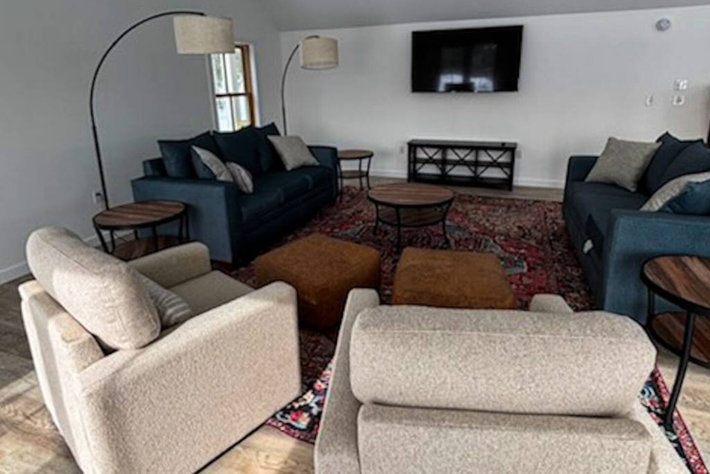 Property thumbnail 2