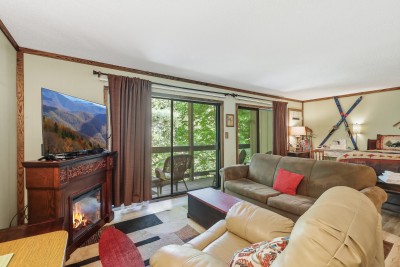 Holiday Hideaway - Cabin Rental in Beech Mountain, NC