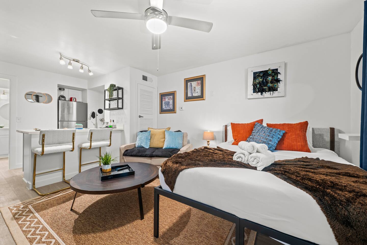 Entire Modern Cozy Studio in ATX Great Location
