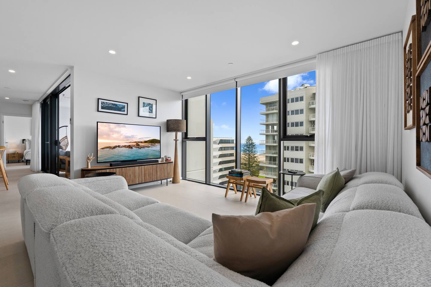 Kirra Oceanfront Escape | Stylish Coastal 3BR