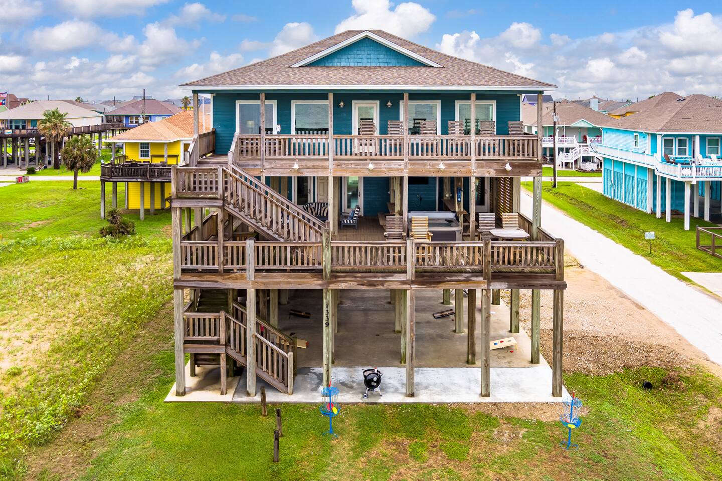 All BEACH! 2nd row w/full views, Sleeps 16, FUN!