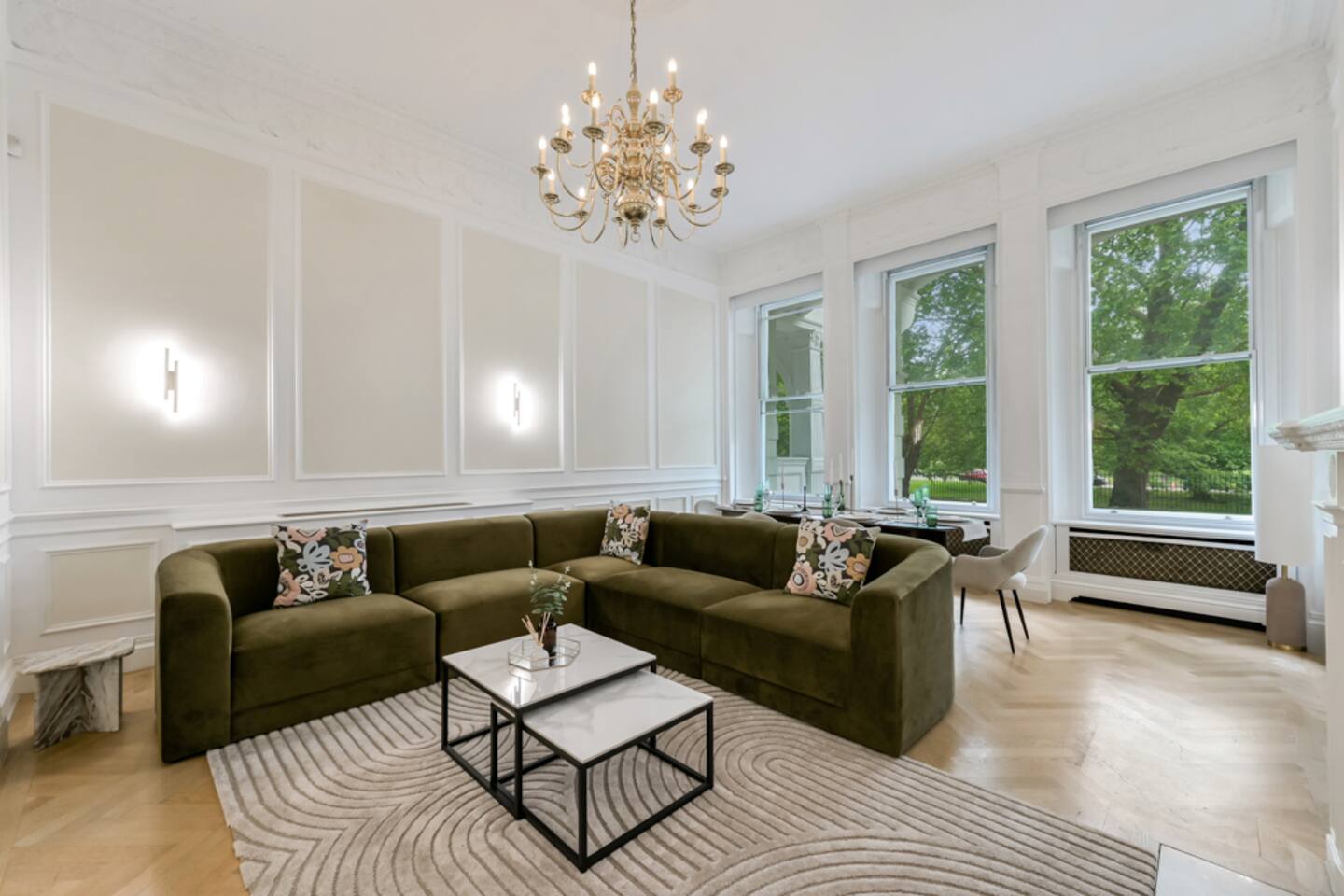 Luxurious Hyde Park Haven | 3 Bed | 3 Ensuite Bath