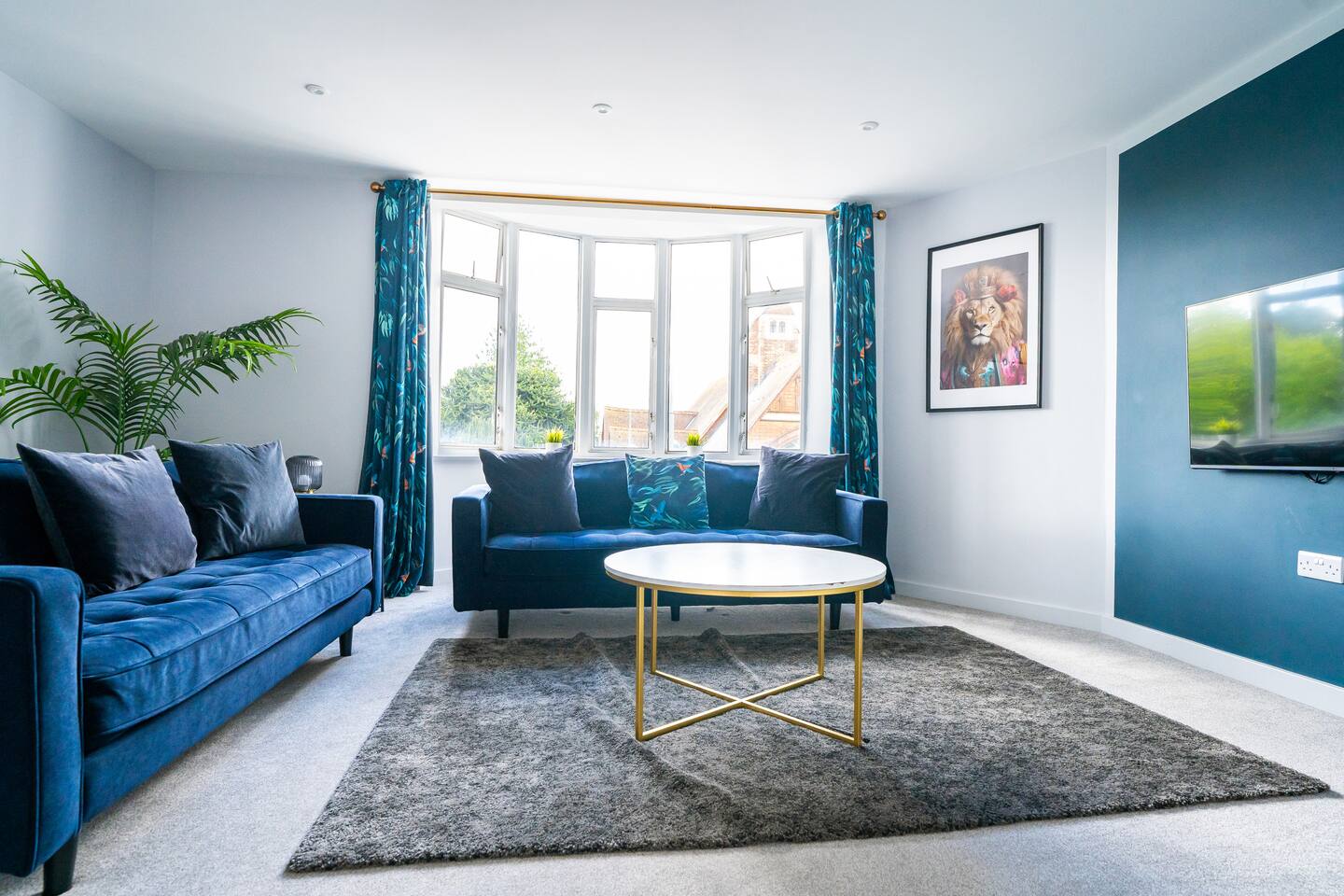 #157 Westbourne Beach Retreat - Sleeps 10