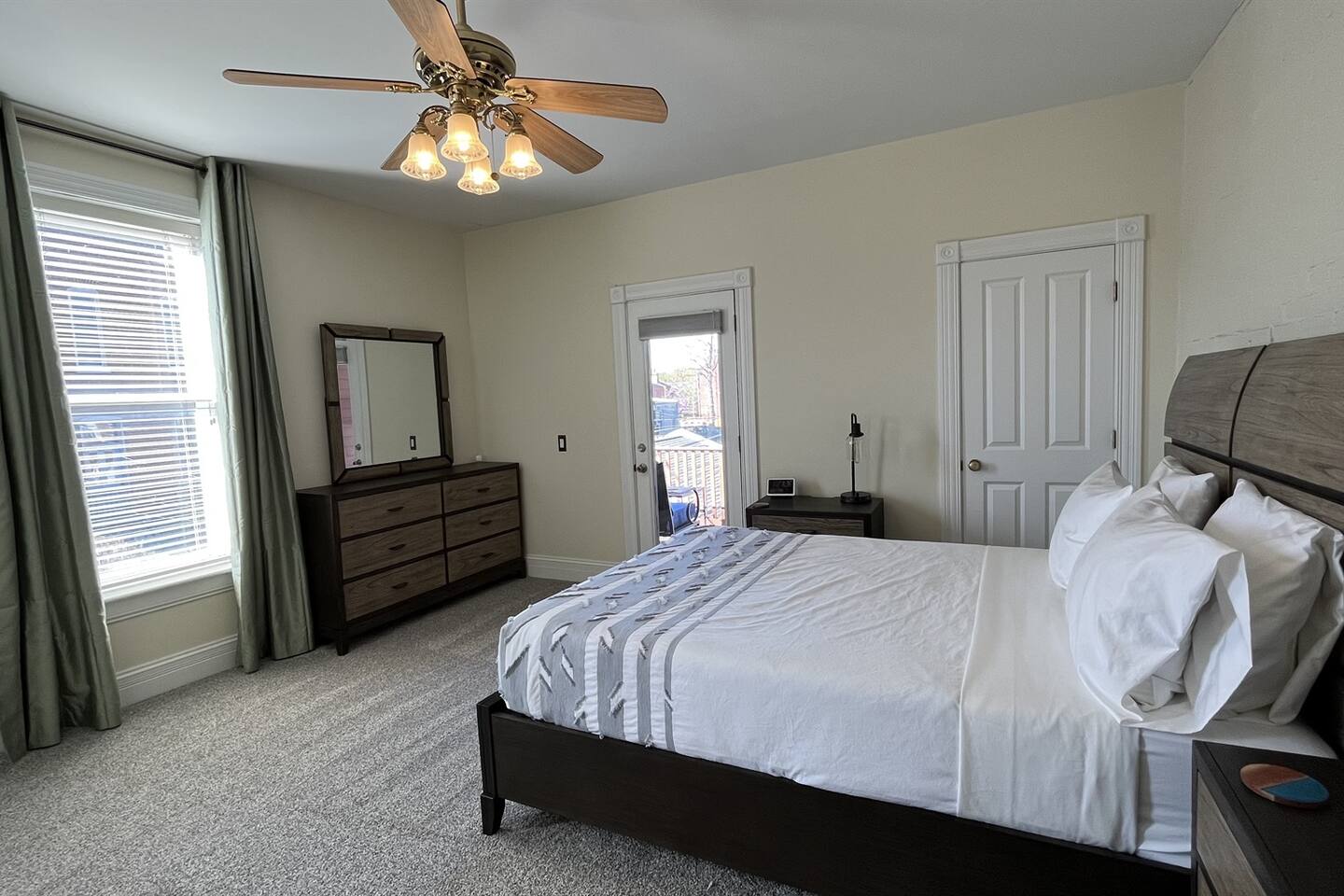 Cozy Soulard 2BR w/ Free Parking & Fast Wi-Fi
