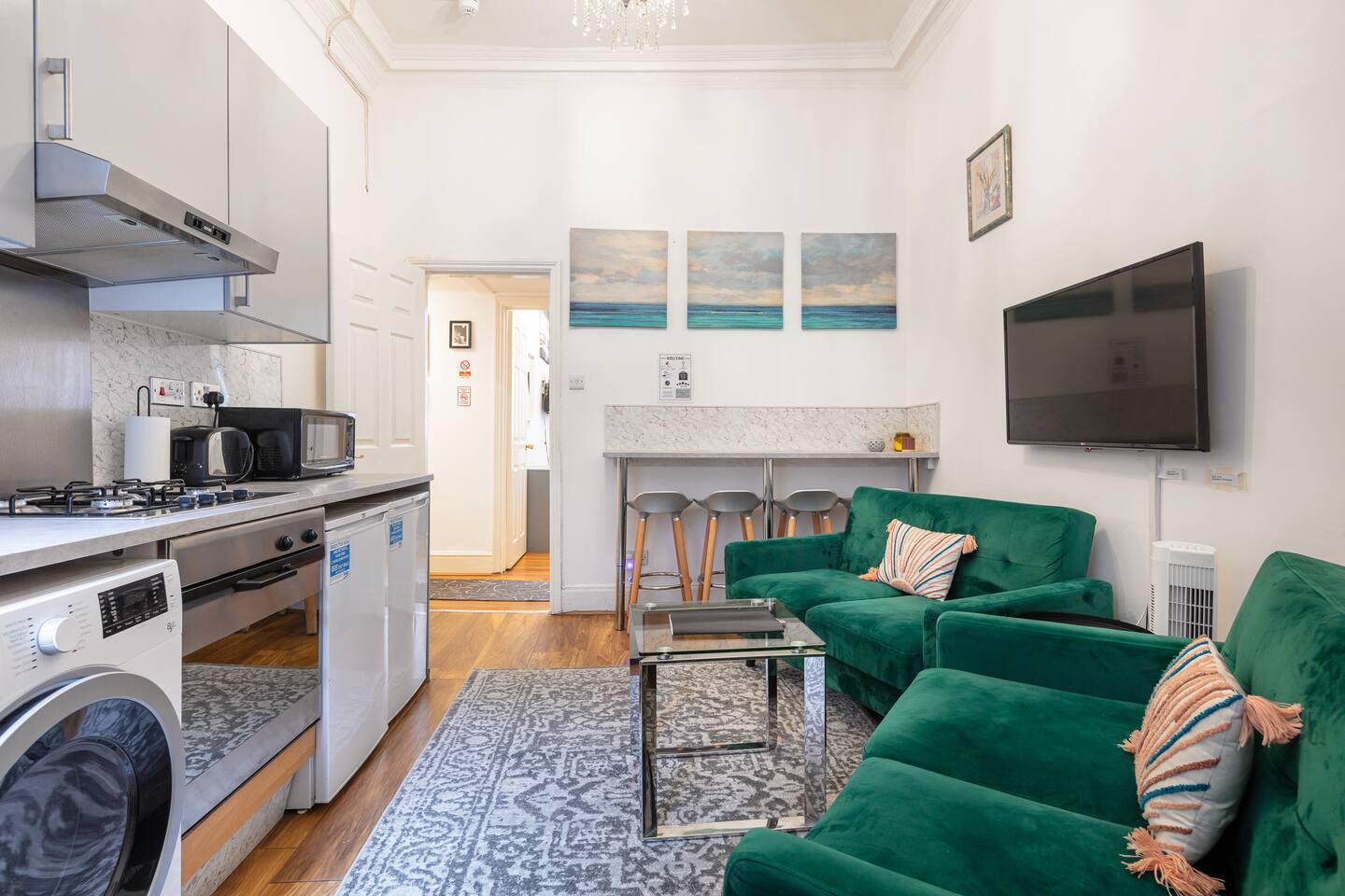 * Cosy Two Bed AirCon Apt in Covent Garden/Soho *
