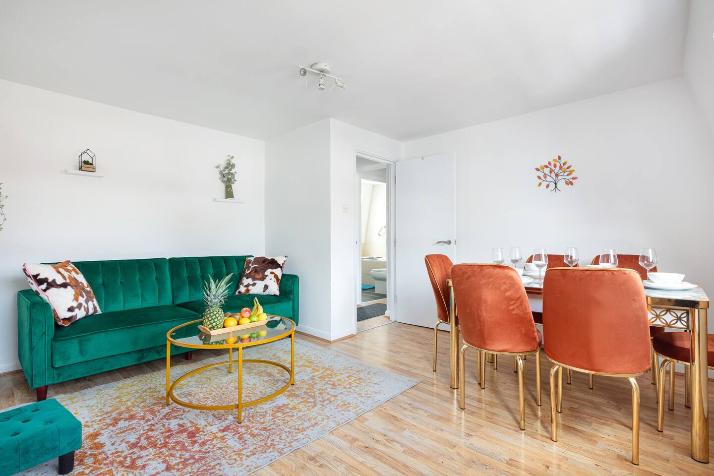 |Bright n' Charming AirCon Apt in Victoria London|