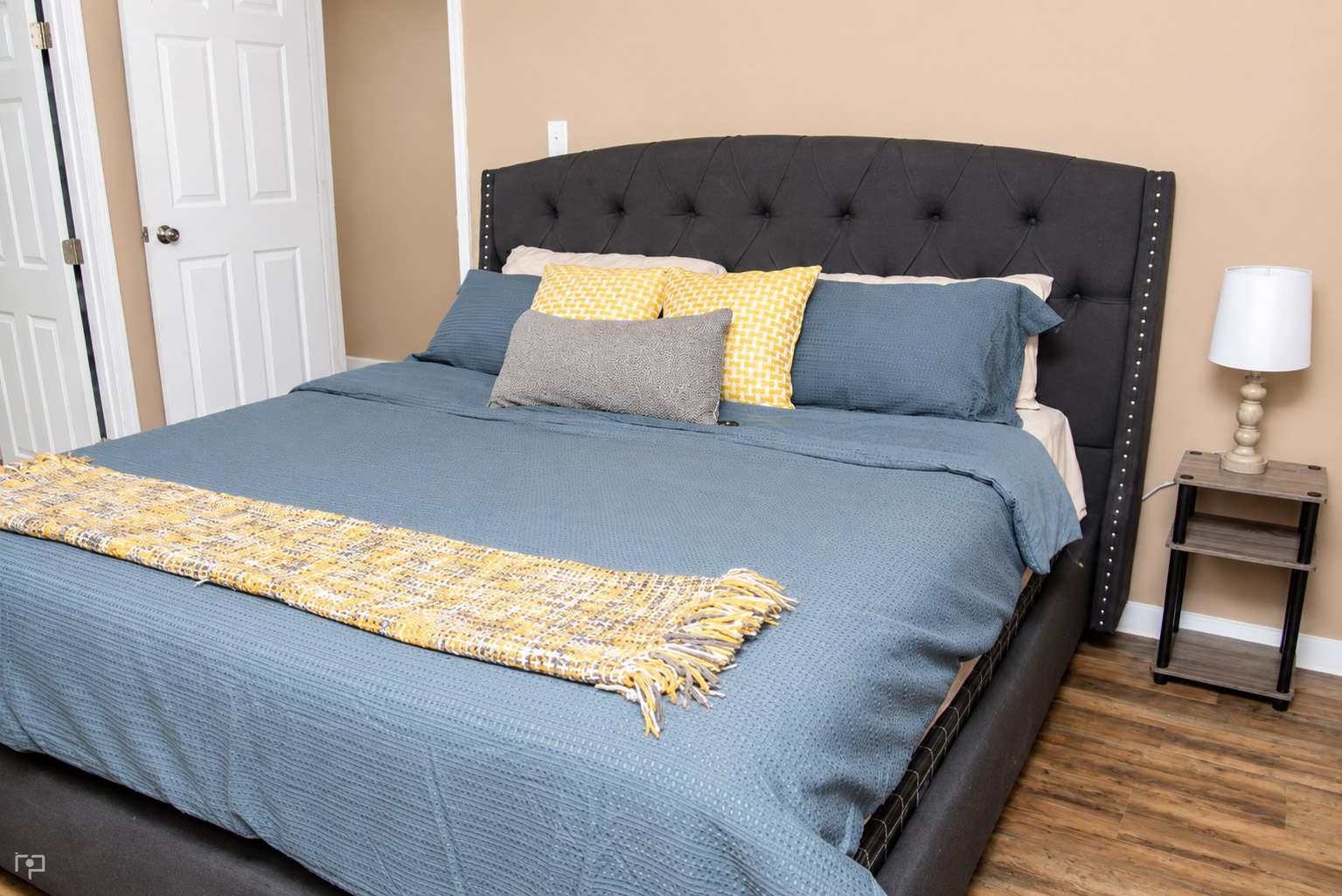 BGH's Suite: Private Bath & Spacious Comfort