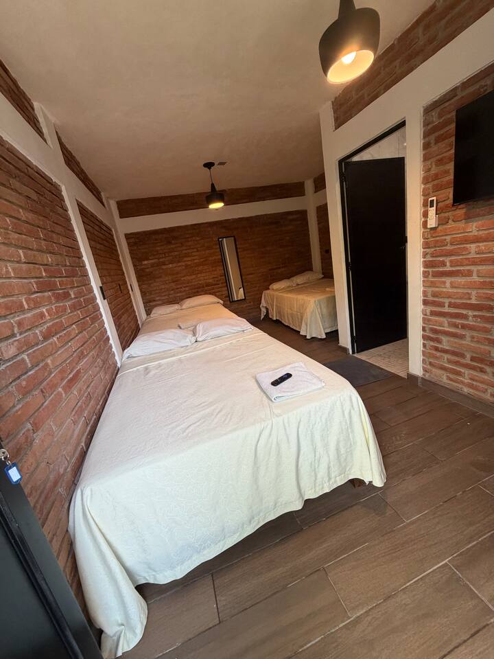 Habitación triple 6 personas La Vista