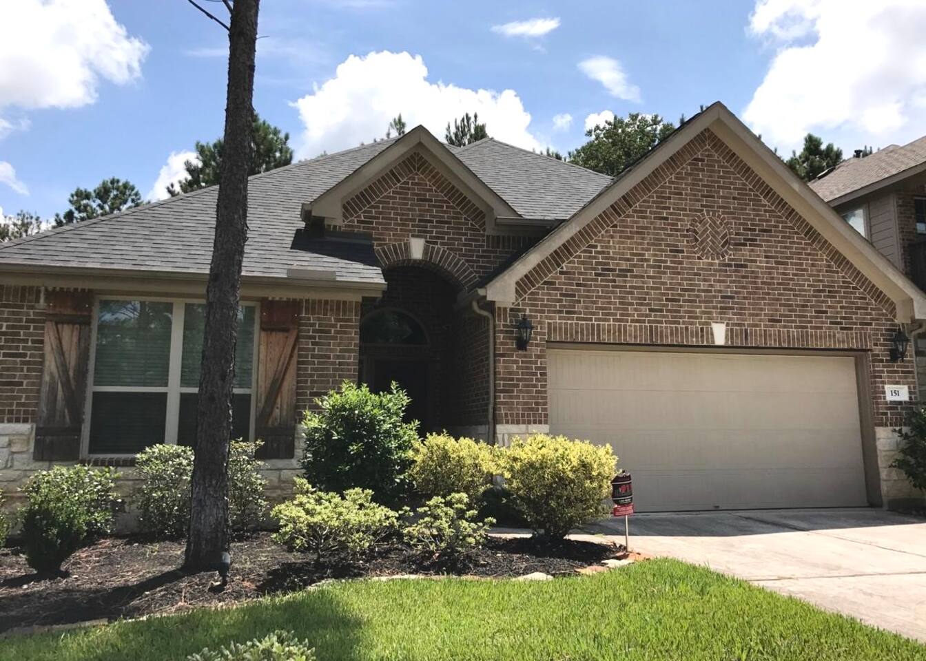 Cozy 4BR Home in Prime Creekside Location