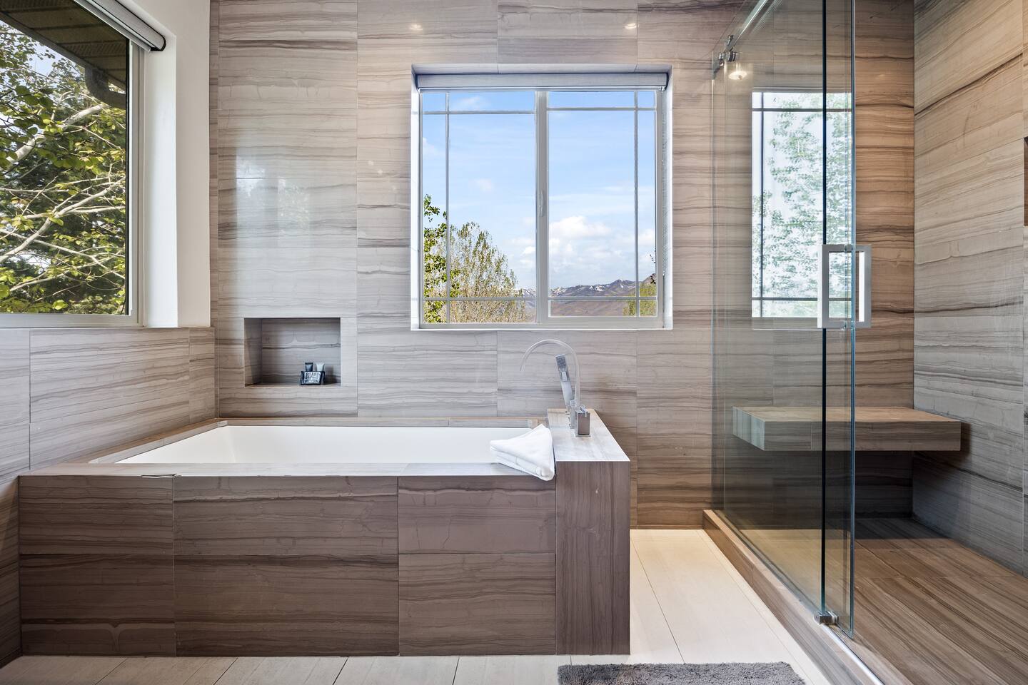Property thumbnail 39
