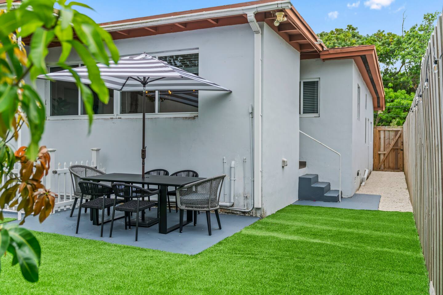 Whether hosting guests or enjoying a quiet afternoon, these thoughtfully designed outdoor areas offer comfort, privacy, and versatility.