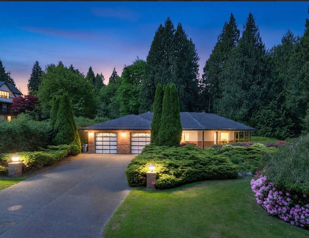 Spacious 3BR Near White Rock & Morgan Creek