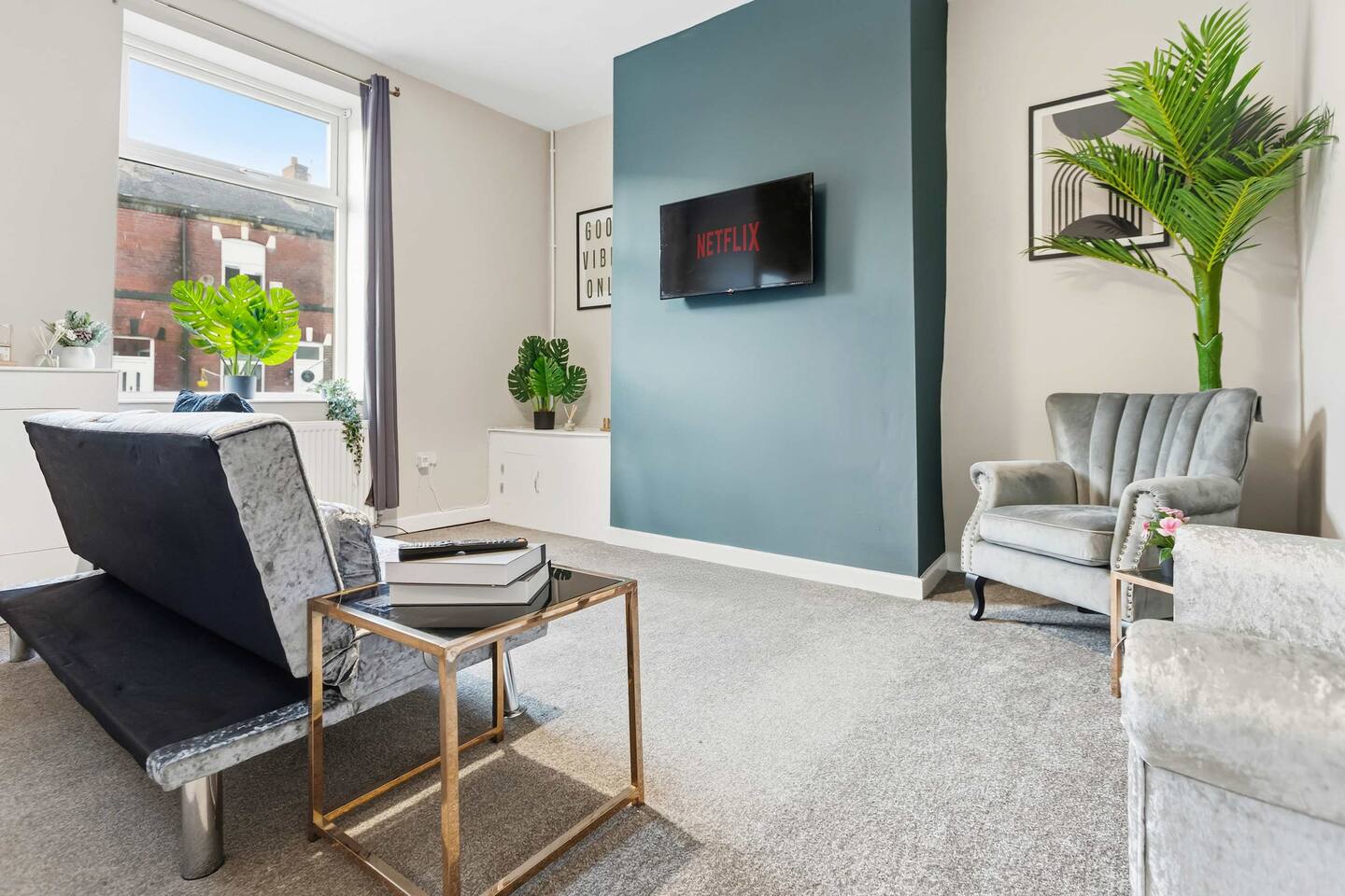 Contractors %Discounts for longer stays | Sleeps6