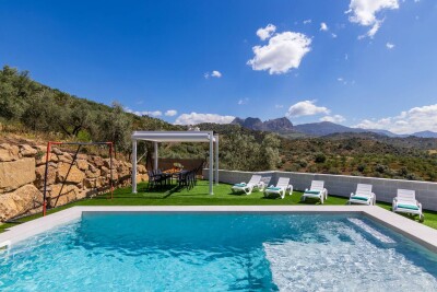 Retiro campestre | Piscina | BBQ | Vistas | 12 pax — foto 3