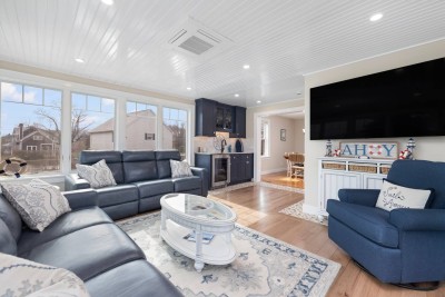 81 South Pier