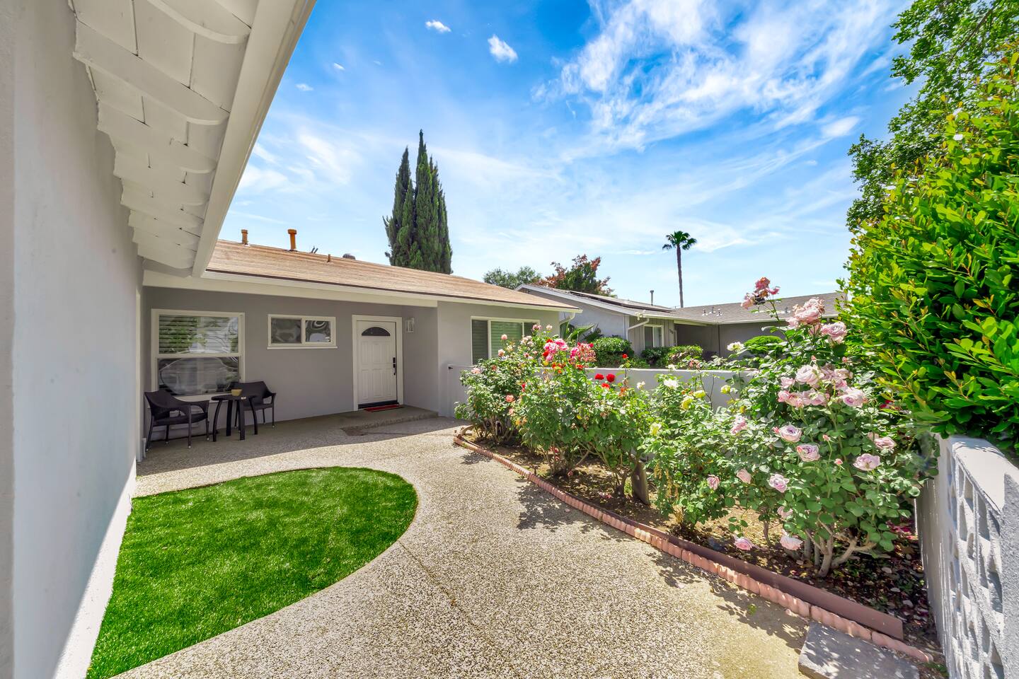 5BR Home W/ 2 King Suites, Spa, Ping-Pong, & EV!