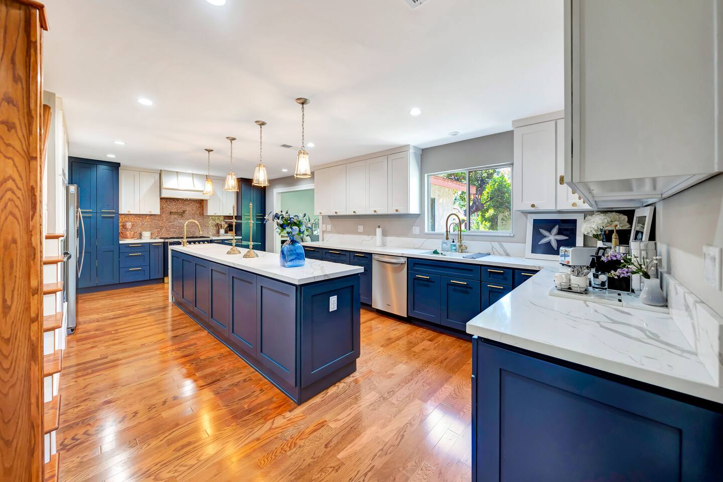 Golf View 3BR w/ 2 King Beds + Fenced Dog Run