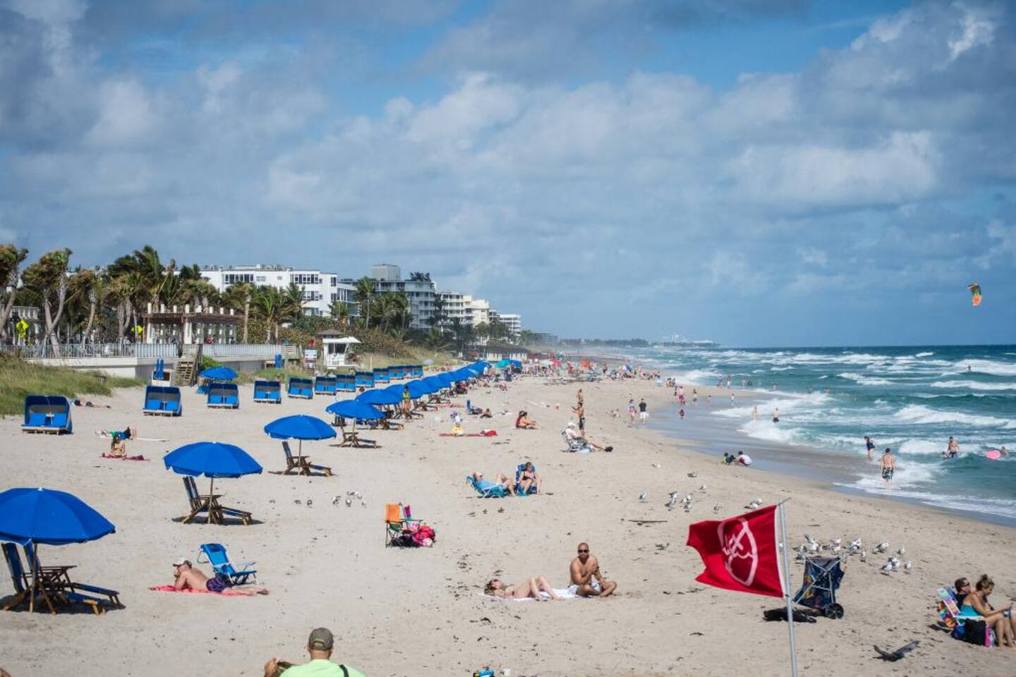 Just a short distance from your stay, you can soak up the sun at the beautiful Lake Worth Beach - it's the perfect coastal escape!
