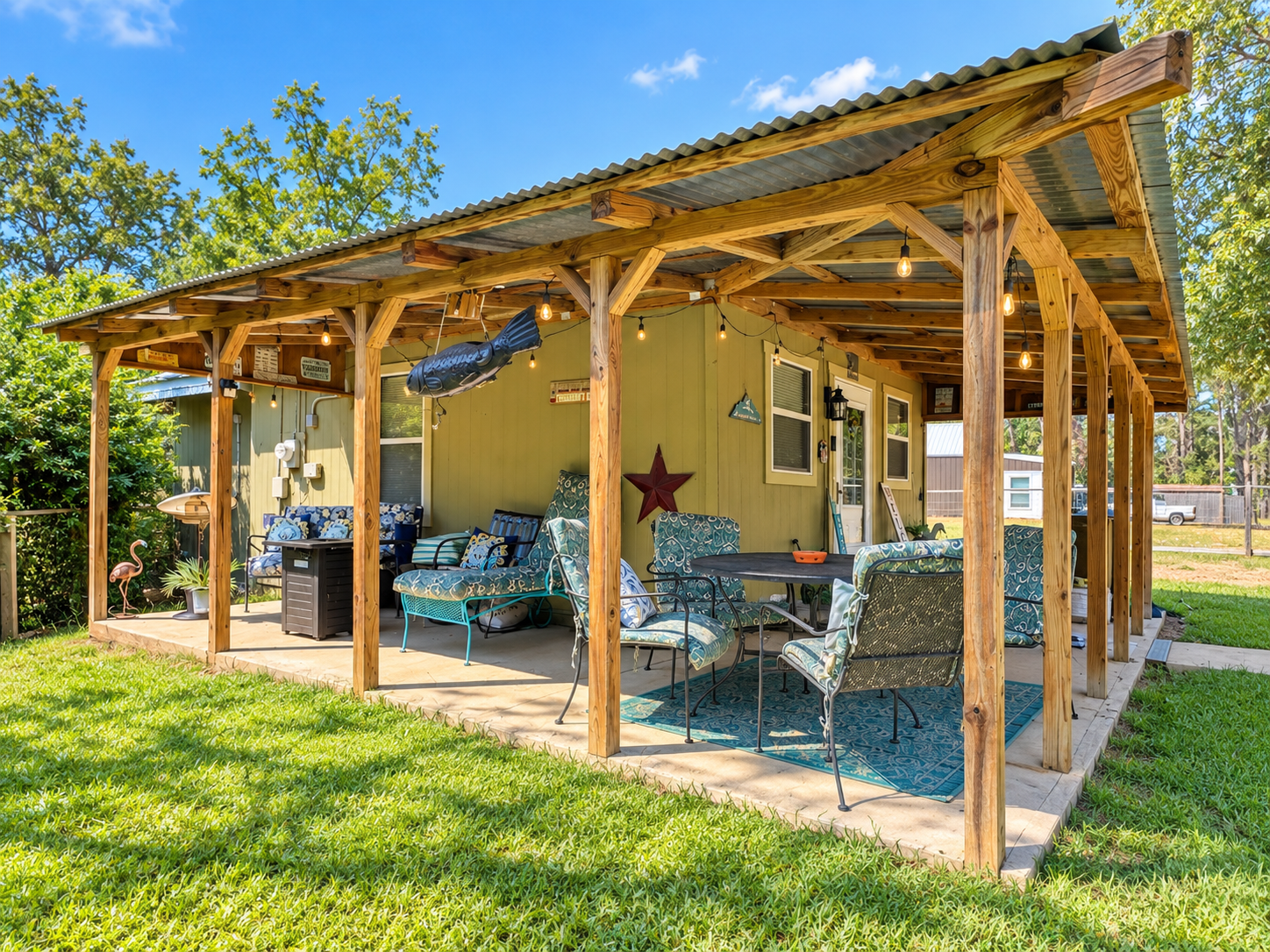 Sardis Lake • Studio Cabin