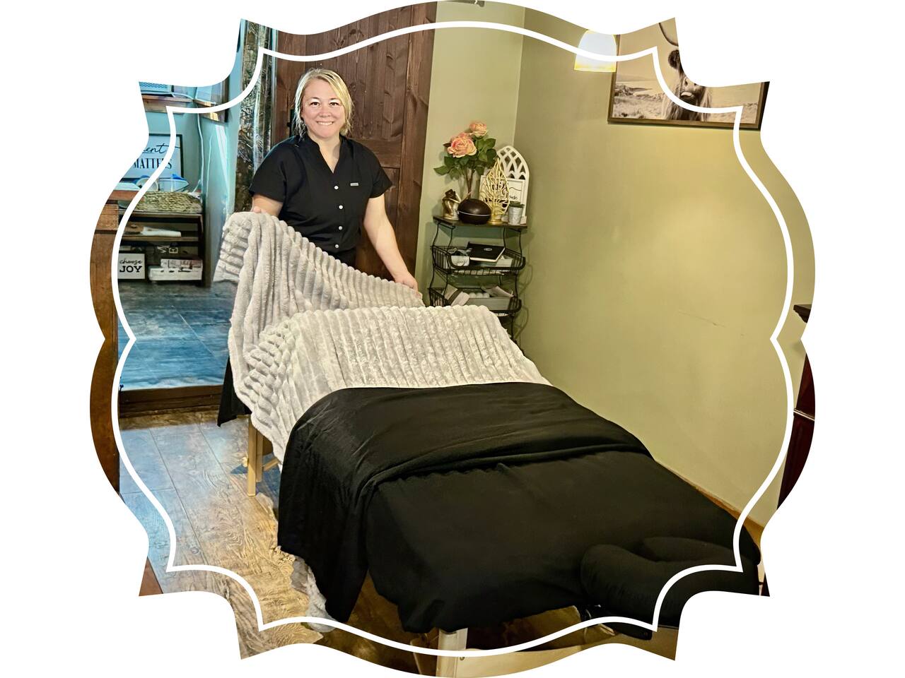 King Suite • Clawfoot Tub • Room Only Sardis Lake