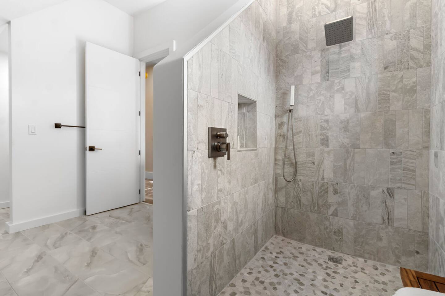 Property thumbnail 40