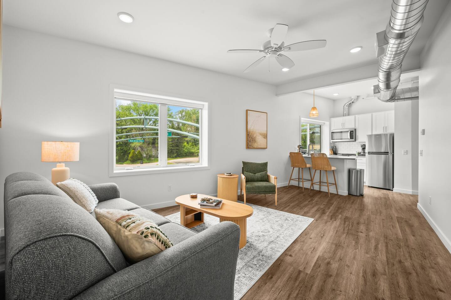1 BR King Suite - Freshwater Inn - Bridgman, MI
