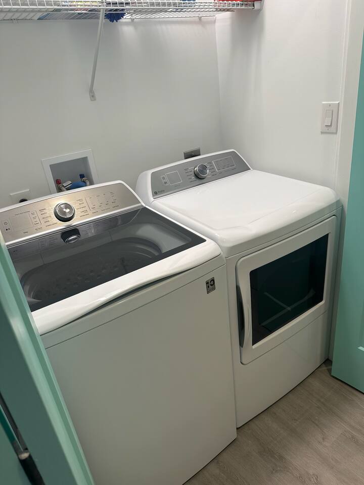 2BR Coastal Oasis w/ Pool. Spacious. Newly updated photo 7