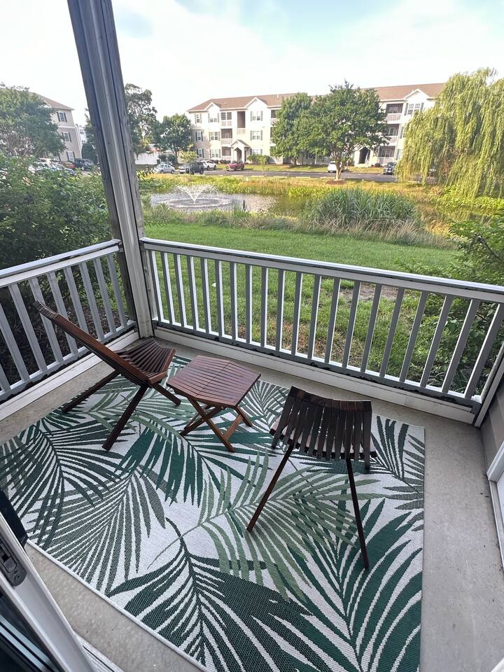 2BR Coastal Oasis w/ Pool. Spacious. Newly updated photo 4