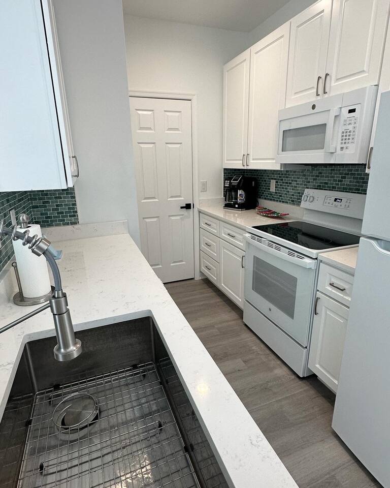 2BR Coastal Oasis w/ Pool. Spacious. Newly updated photo 11
