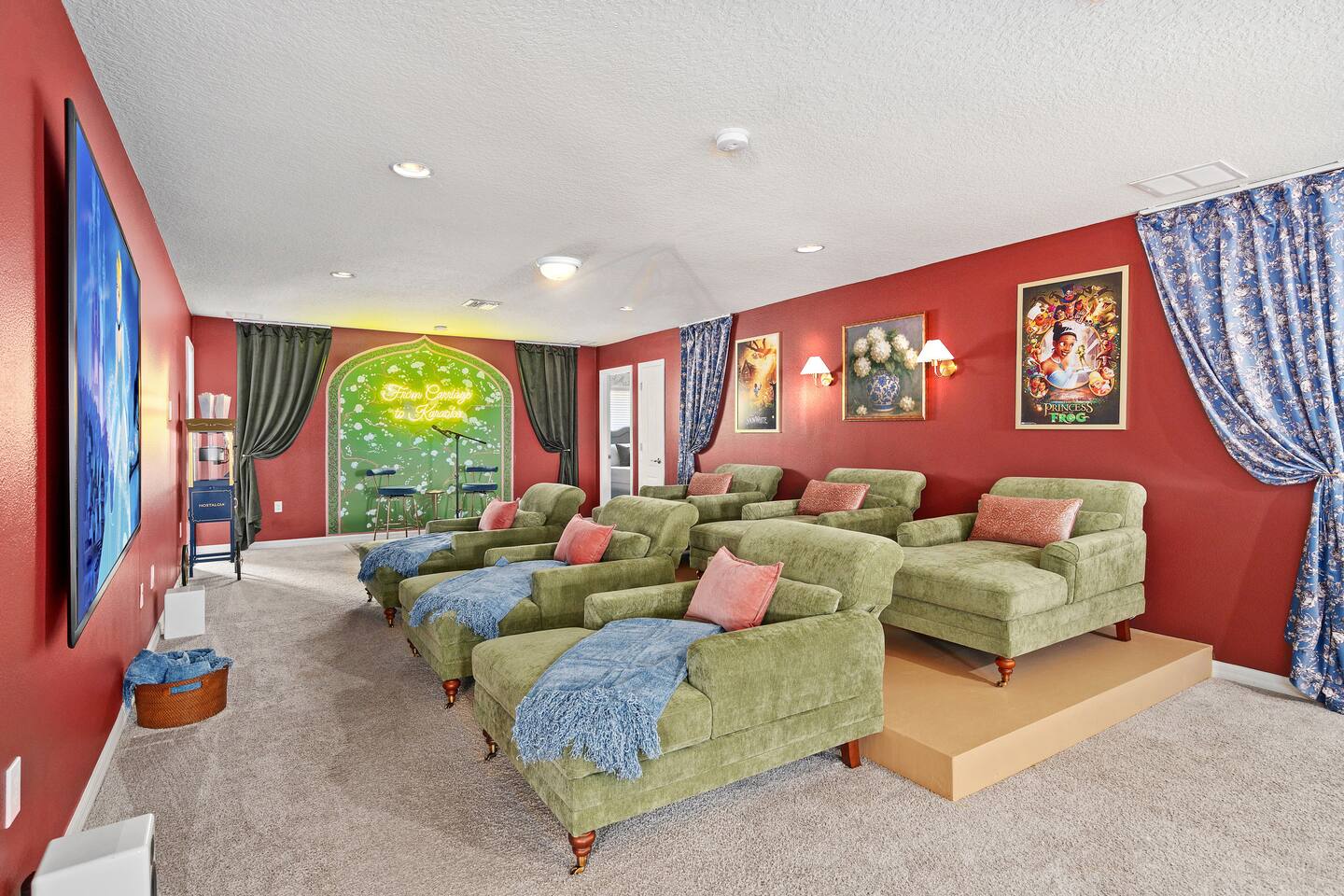 NEW! Princess Theme! Minutes to Disney World! Pool