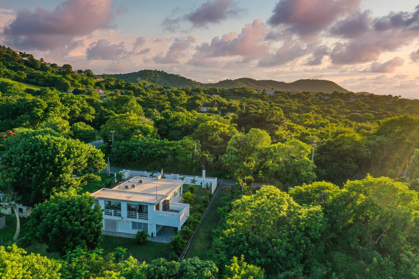 Quiet Vieques Escape Private and Central