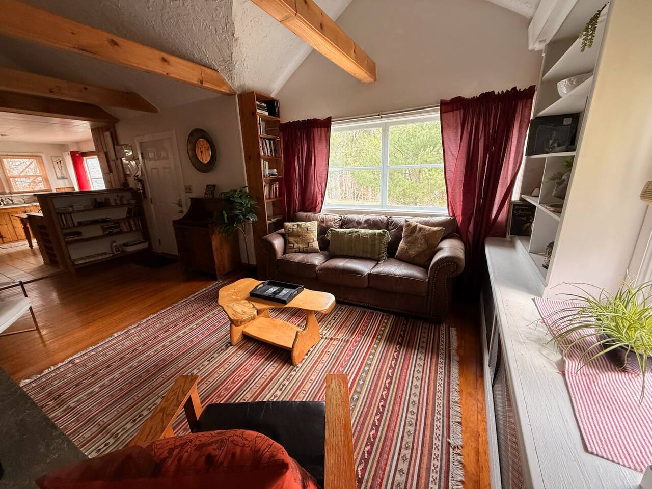 Catskills Cabin w/ Hot Tub near Belleayre Mountain