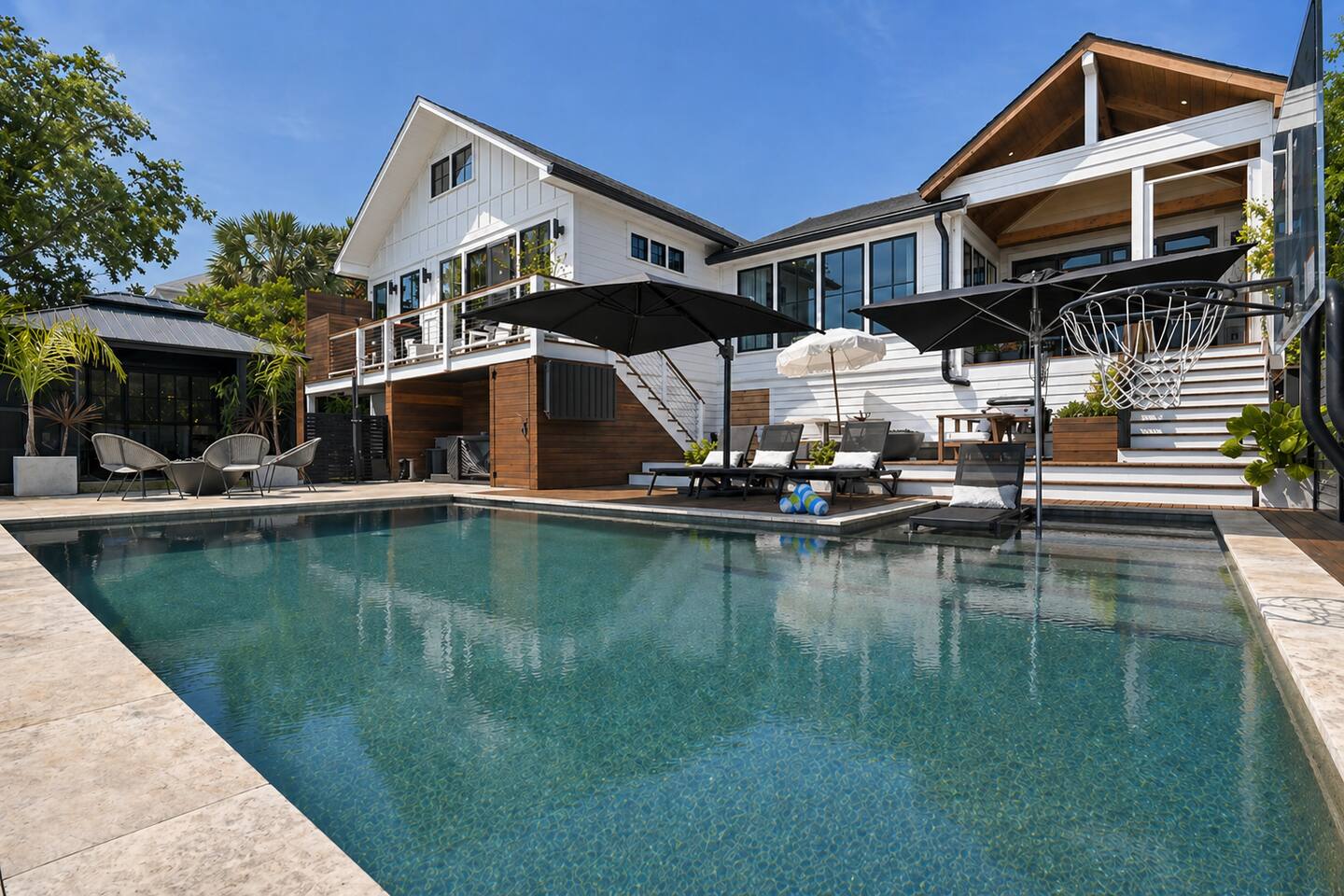 Casa Isla: Luxe Private Pool +Walk2Beach+Treehouse