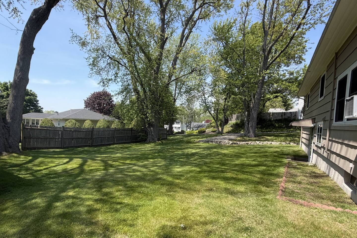 Property thumbnail 23