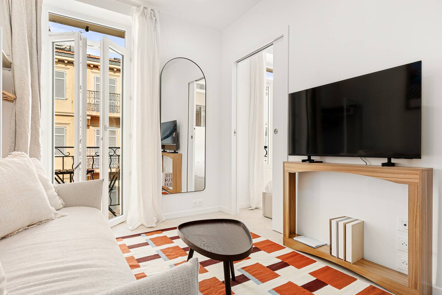 The Elegant Cannes - Croisette & Center · 42