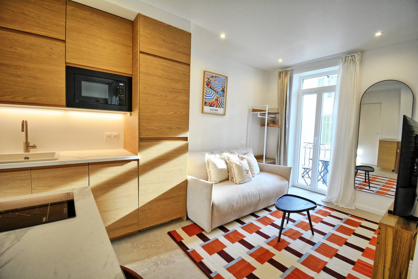 The Elegant Cannes - Croisette & Center · 17