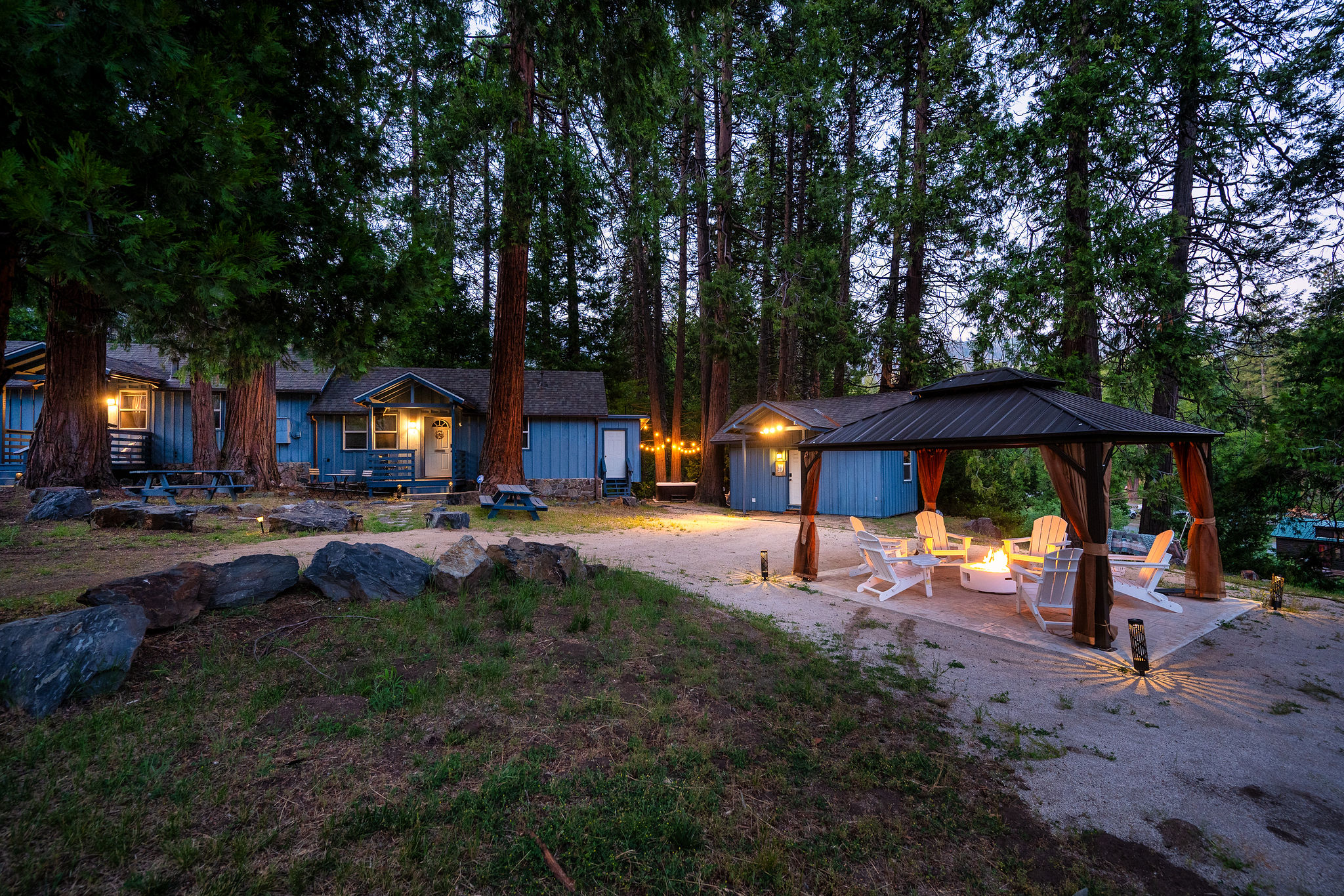 Sequoia Meadows | Fire Pit + Hot Tub + AC