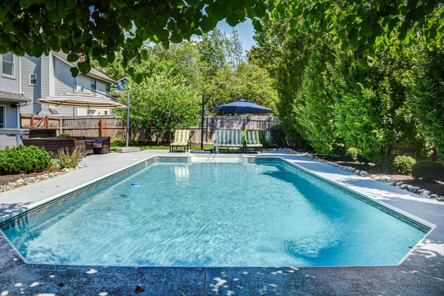 Luxury in Lenexa w/POOL+HOT TUB